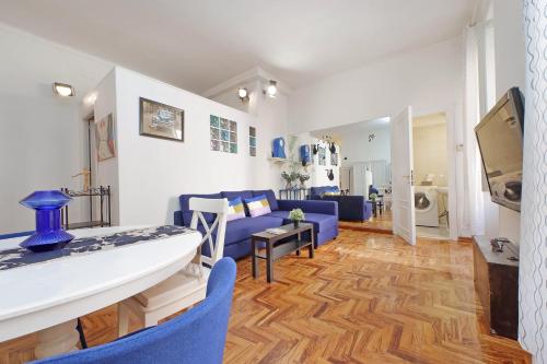 4BNB - Lante Apartment - main image