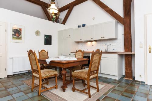 virtuve, Ferienwohnung im Landhaus Eulennest in Holtgast