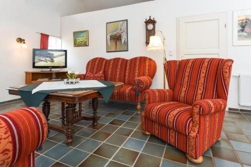 Iekārtas, Ferienwohnung im Landhaus Eulennest in Holtgast