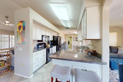 Sun City Charming Retreat in Sun City