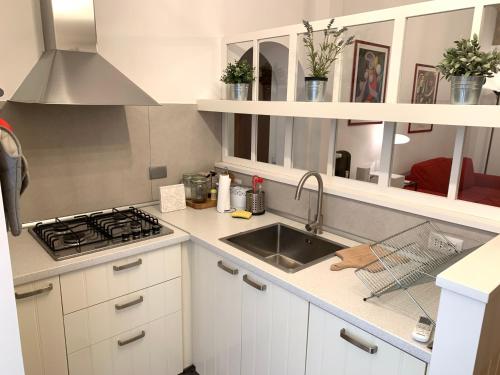 Harmony Apartment Via Veneto, Рим (фото 8)