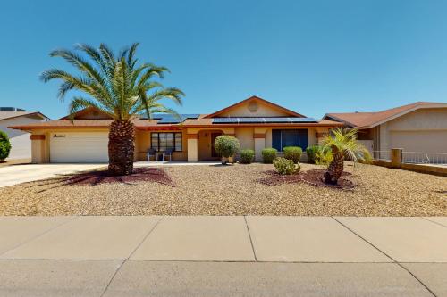 Sun City Charming Retreat in Sun City