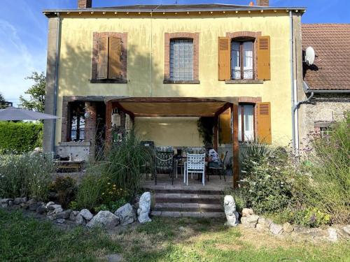 Sfeervol huis op het platteland in Mailhac-sur-Benaize