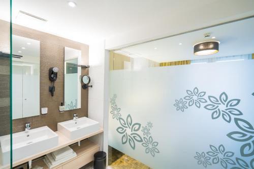 Sungarden Wellness & Family Hotel - image 8