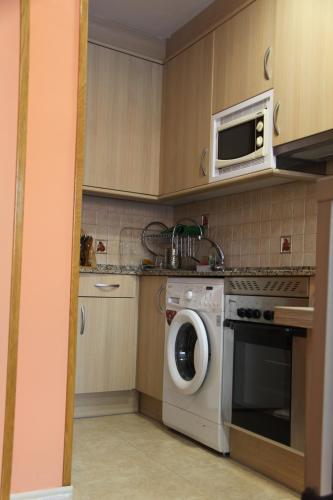 Apartamento San Juan de la Arena con vistas al mar in San Juan de la Arena