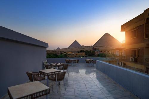 Habu Pyramids View Hotel - image 8