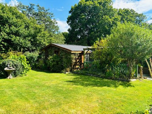 Kert, Hideaway in Lytchett Matravers