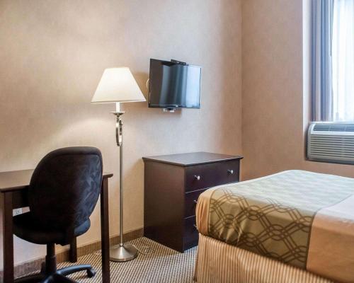 1 queen bed