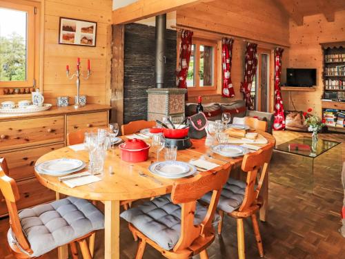 Chalet La Bergerie by Interhome in Raerettes