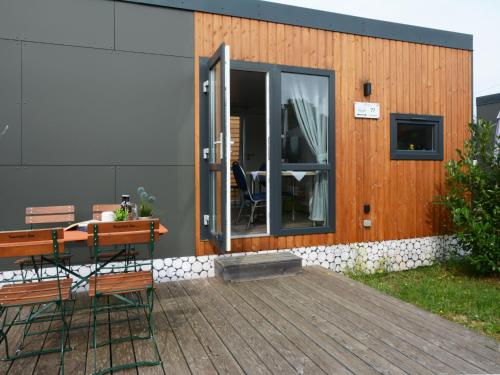 Holiday Home Tiny Haus Ingrid by Interhome in Beilngries