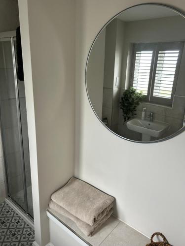 Stylish room for Cheltenham races