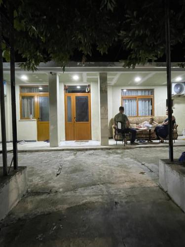 Private Garden House -Central Permet in 佩爾梅特