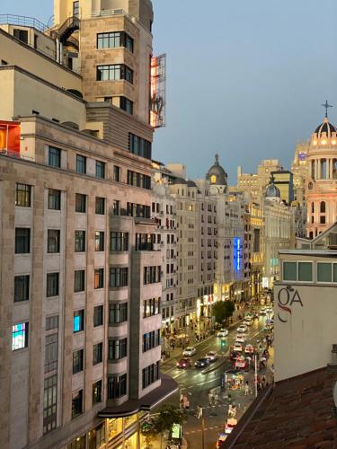 Apartament Madrid View - image 9