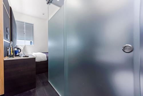 The Z Hotel Trafalgar - main image