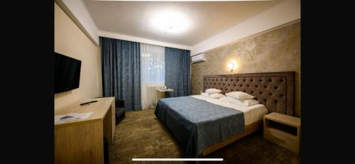 Hotel Tiara - image 8