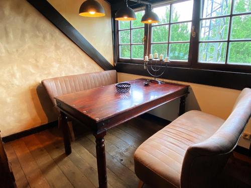 Ferienwohnung TURMZIMMER im Rittergut Leppersdorf in Wachau, Deutschland