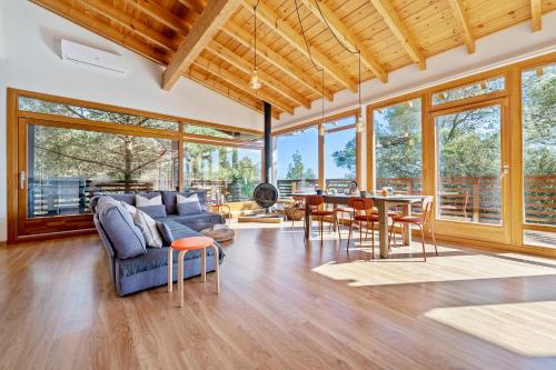 Kilátás, Casa nórdica en el bosque con vistas al mar (Casa nordica en el bosque con vistas al mar) in Mont-ral