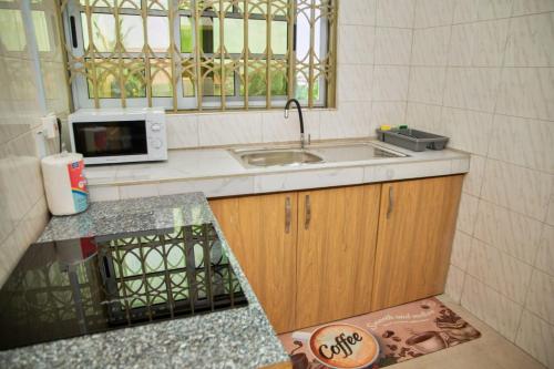 BH Apartment in Ngleshi Amanfro