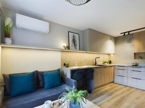 Beautiful Studio for Two People by Noclegi Renters, Varsavia (foto 7)