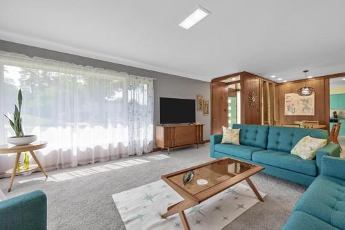 The Nifty Fifties in a Quiet Location in Cedar Rapids, USA
