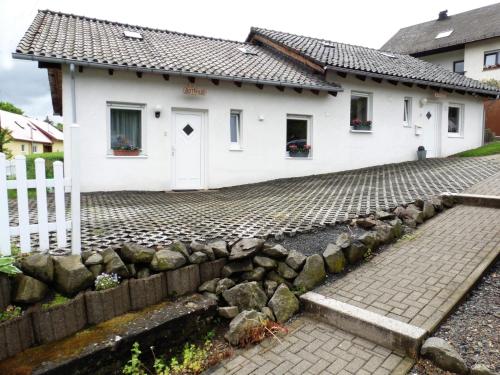 Viesnīcas āriene, Ferienwohnungen Waldsicht und Dorfsicht in Winkel (Eifel)