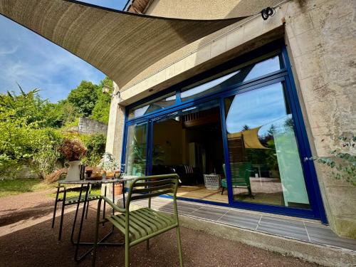 Buitenkant, la Maison sous les Arbres - Duplex, jardin et spa in Poce Sur Cisse