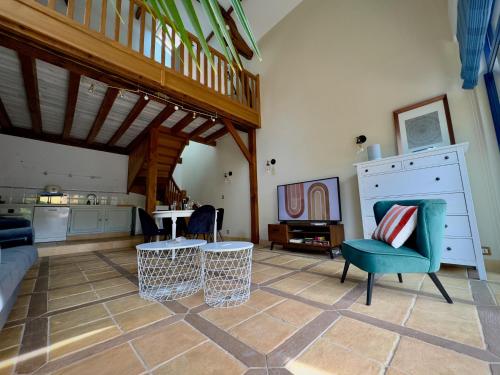 la Maison sous les Arbres - Duplex, jardin et spa gîte à louer Pocé-sur-Cisse