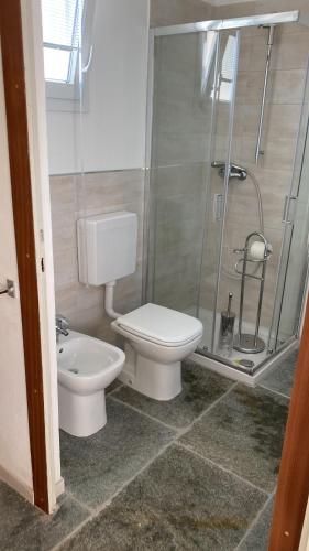 Zuhanyzó, Casa Sole in Borgomanero