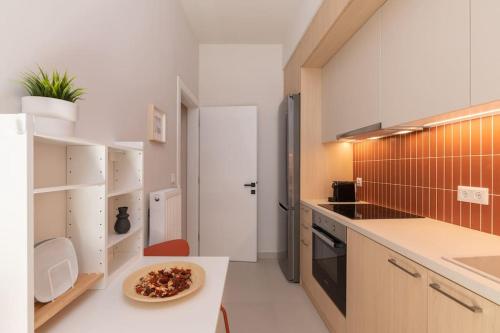 Lycabettus Modern Retreat by UPSTREET - image 7
