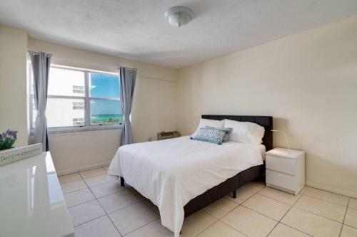 801- Miami Gem 1BR 2BA, Balcony, Ocean Views in Miami Beach, USA