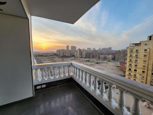 شقة فاخرة وفيو خرافى فى maadi, Giza