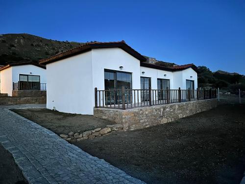 Melissaotelgokceada in Derekoy
