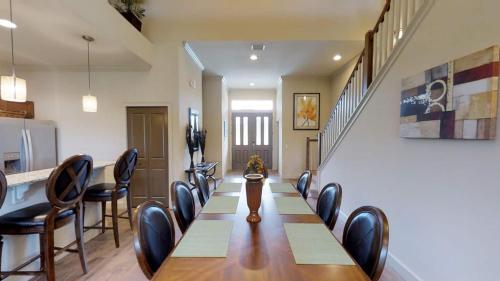 6 Bed, 4 Bath Perfect For Group Or Large Family in ออร์แลนโด้ อีสต์