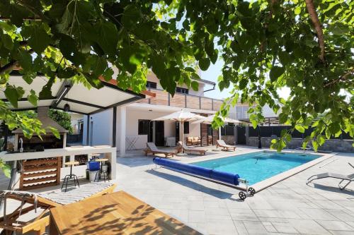 Villa Murva – khách sạn tại Kastel Stari