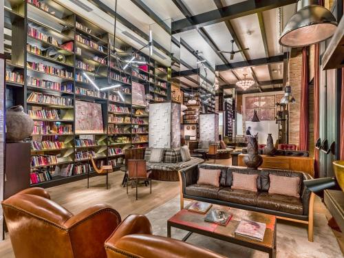 Lobby, H10 Tribeca in Tetuan