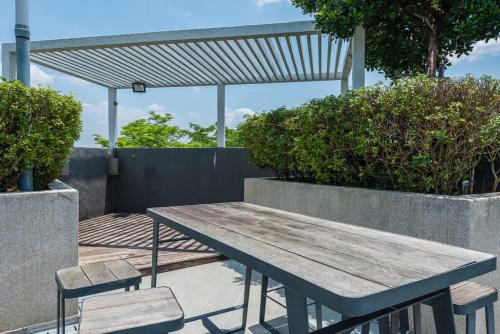 L 2 Rooms PJ Near SunwayPyramid 200MbpsWifi 中文房东 L 2 Rooms PJ Near SunwayPyramid 200MbpsWifi 中文房东