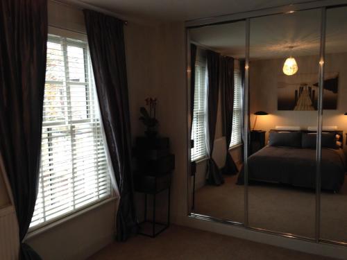 Central Cambridge House - image 5