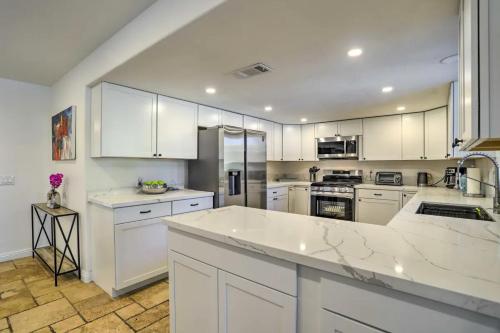 Cathedral City Four Bedroom Family Retreat in Cathedral City, USA