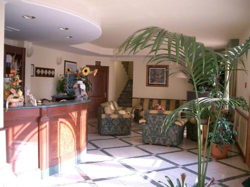 Lobi, Hotel Stella 2000 in Olbia