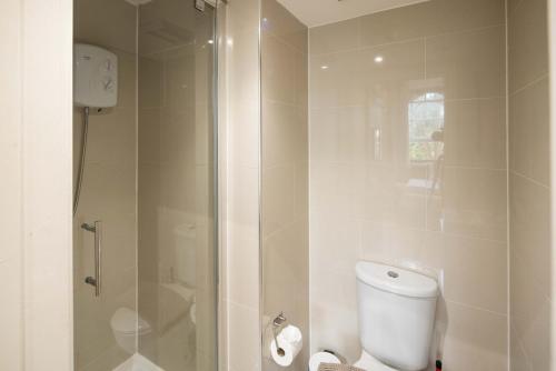 Charming Fully Equipped Studio - image 2