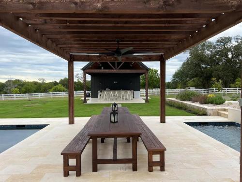 Dome by The Beach Sleeps 4 - Near Round Top in Greenvine, USA