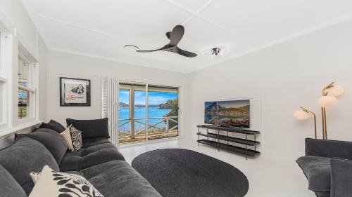 Iekārtas, 'Yaringaa' by HolidayCo in Hardys Bay