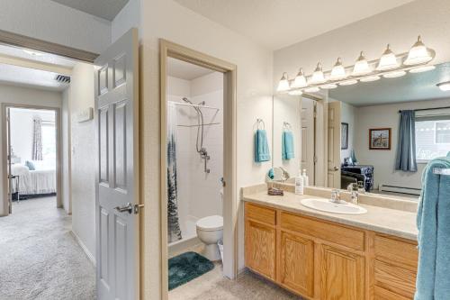 Montrose Townhome 20 Mins to Black Canyon Park! - image 10