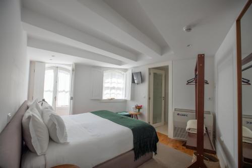 Trovador City Guest House - image 3