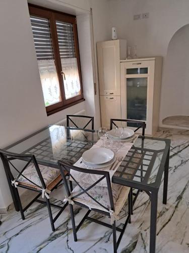 virtuve, Casa alla Cascata in Cunardo
