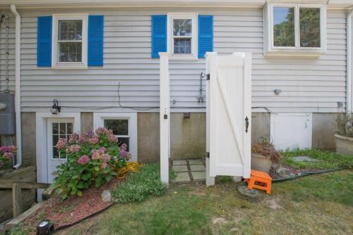 Lovely Home Minutes from Beach in Chatham Lovely Home Minutes from Beach in Chatham