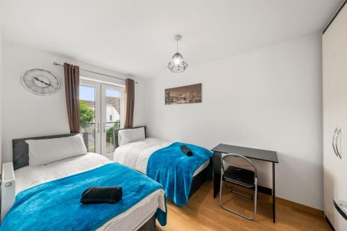 5 Minutes from Reading Centre with parking, Reading