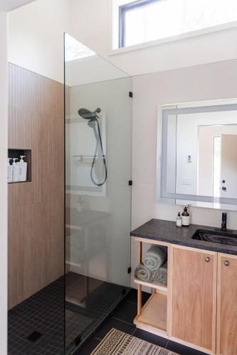 Ilex Forest Retreat Blackthorn Ilex Forest Retreat Blackthorn