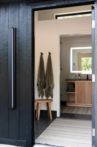 Ilex Forest Retreat Blackthorn Ilex Forest Retreat Blackthorn