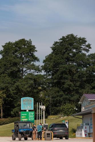 Ilex Forest Retreat Blackthorn Ilex Forest Retreat Blackthorn
